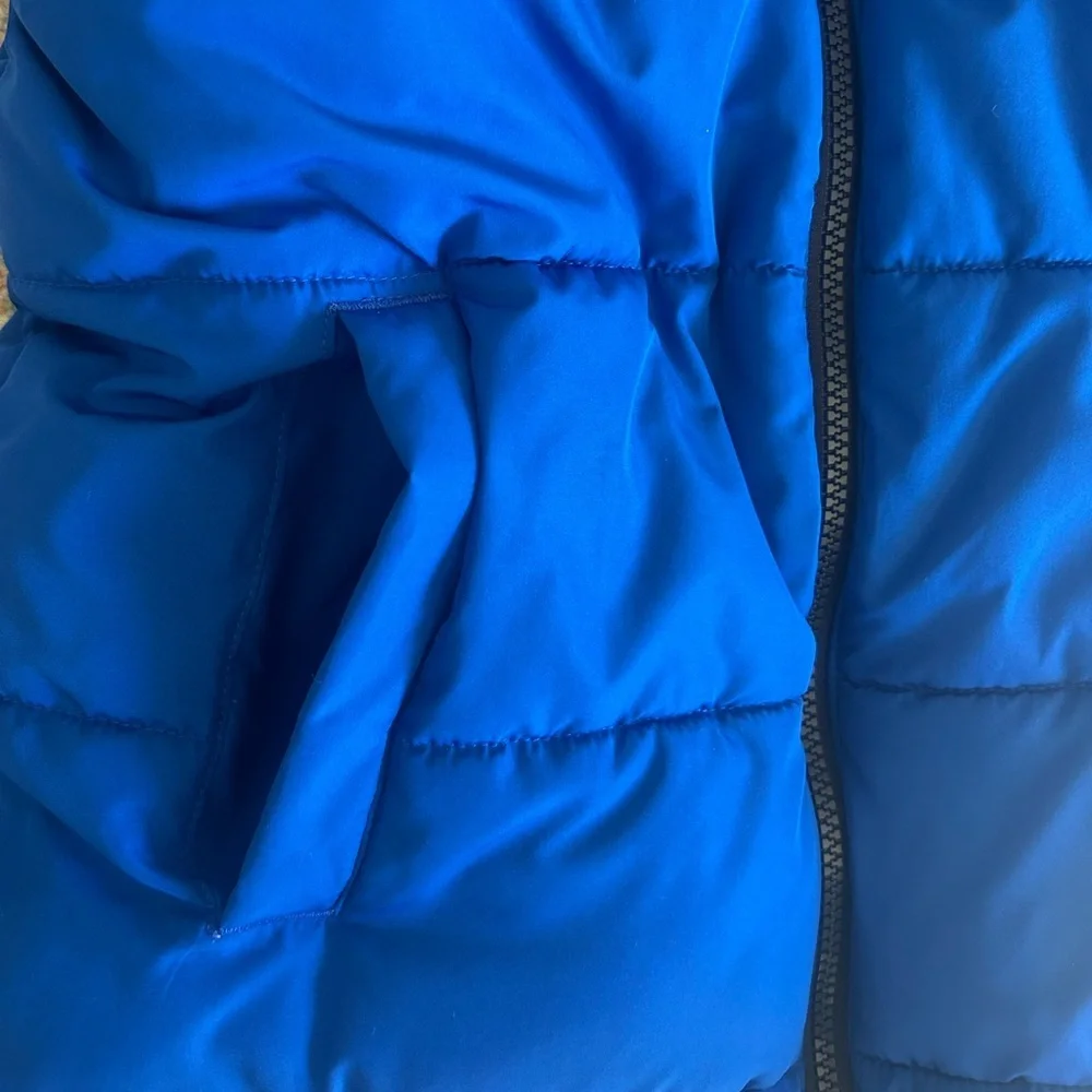 SWISS TECH Blue Hooded Puffer Jacket Blue Parka Youth Size Medium 8 Winter